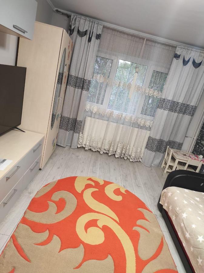 Private Room Near 3 Min Metrou Crangasi, 40 M2 Бухарест Экстерьер фото