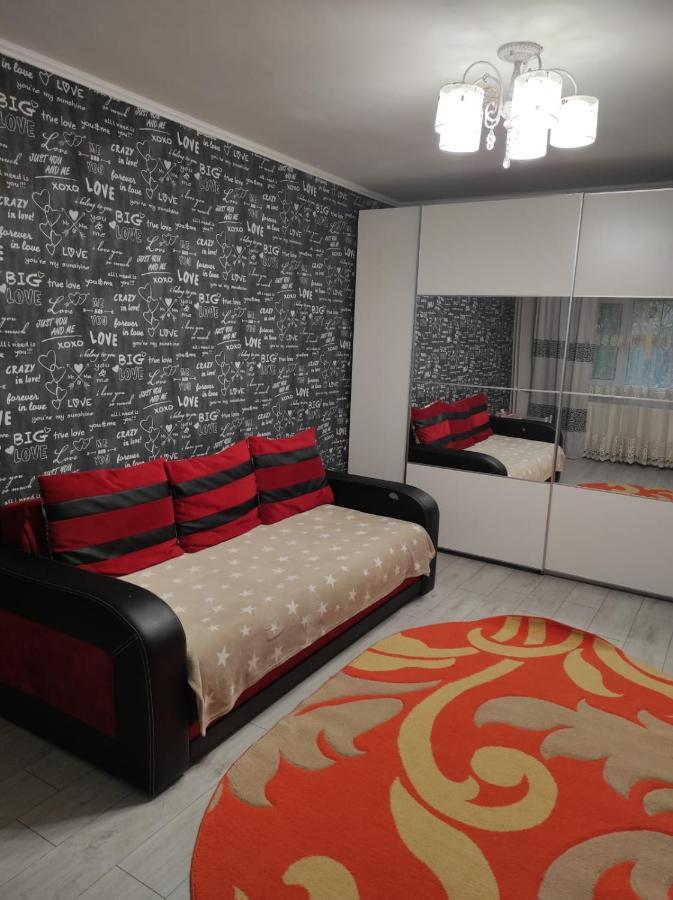 Private Room Near 3 Min Metrou Crangasi, 40 M2 Бухарест Экстерьер фото